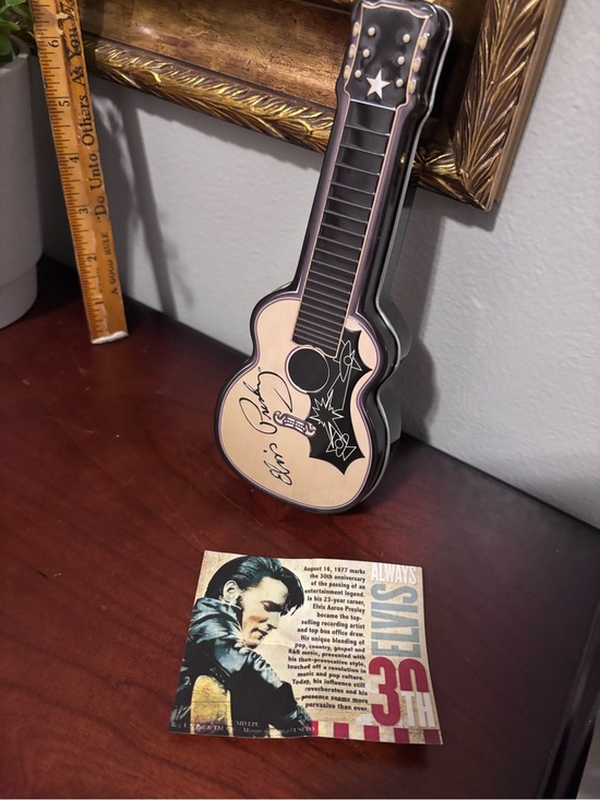 Elvis Presley Jewelry - Elvis Presley Watch Tin 30th Anniversary